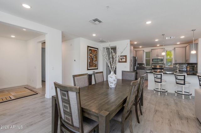 5100 E RANCHO PALOMA Drive 1002, Cave Creek, AZ 85331