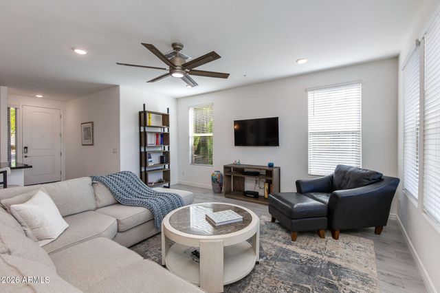 5100 E RANCHO PALOMA Drive 1002, Cave Creek, AZ 85331