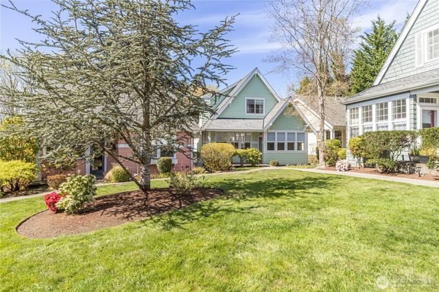 19441 1st Ave NE, Poulsbo, WA 98370