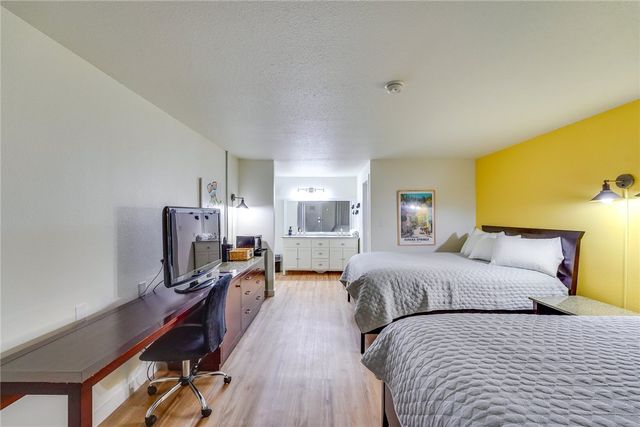2017 E Van Buren, Eureka Springs, AR 72632