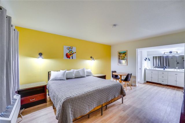 2017 E Van Buren, Eureka Springs, AR 72632
