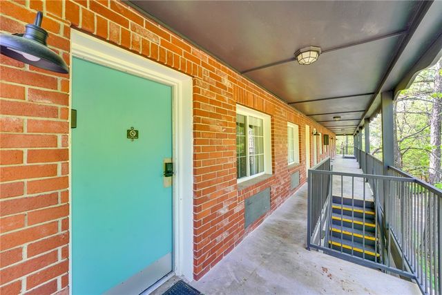 2017 E Van Buren, Eureka Springs, AR 72632
