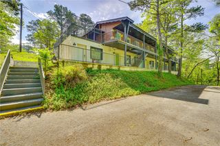 2017 E Van Buren, Eureka Springs, AR 72632