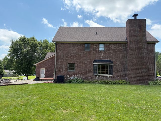 10211 Hidden Meadow Lane, Indianapolis, IN 46229
