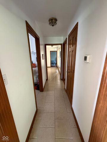 10211 Hidden Meadow Lane, Indianapolis, IN 46229