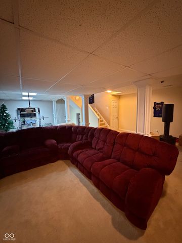 10211 Hidden Meadow Lane, Indianapolis, IN 46229