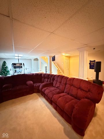 10211 Hidden Meadow Lane, Indianapolis, IN 46229