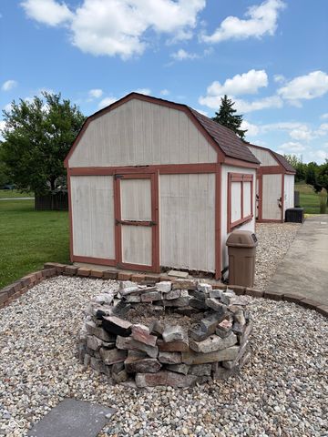10211 Hidden Meadow Lane, Indianapolis, IN 46229