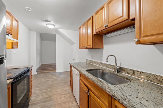 801 Burcale Rd Apt F6, Myrtle Beach, SC 29579