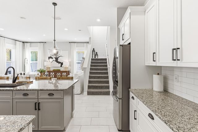 73 PINE BEACH Drive, St. Johns, FL 32259