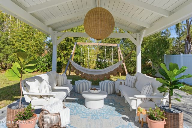 73 PINE BEACH Drive, St. Johns, FL 32259