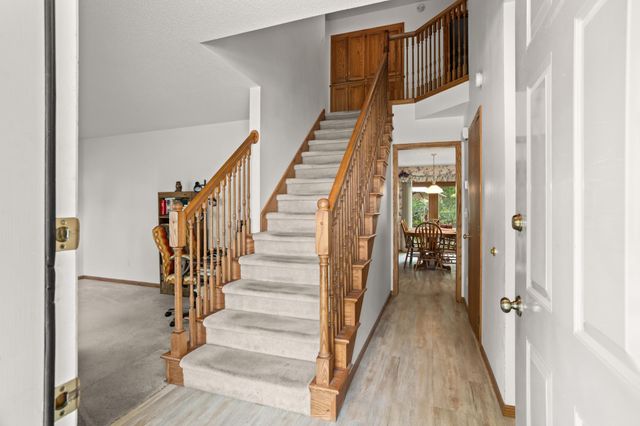 2616 39th Avenue S, Fargo, ND 58104