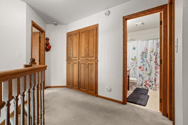 2616 39th Avenue S, Fargo, ND 58104
