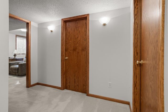 2616 39th Avenue S, Fargo, ND 58104