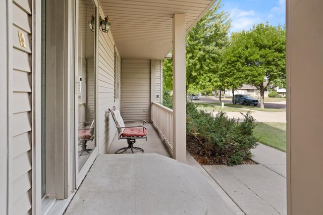 2616 39th Avenue S, Fargo, ND 58104