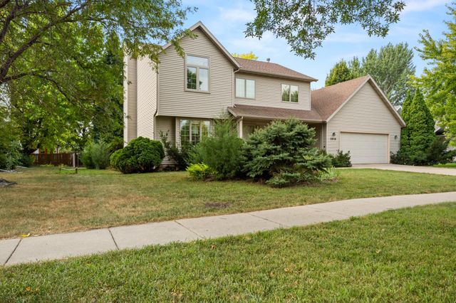 2616 39th Avenue S, Fargo, ND 58104