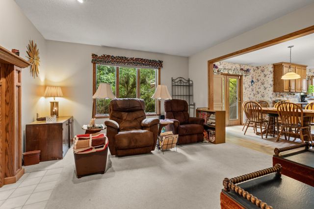 2616 39th Avenue S, Fargo, ND 58104