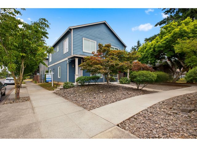 6136 Se DUKE St, Portland, OR 97206
