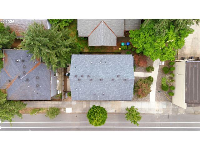 6136 Se DUKE St, Portland, OR 97206