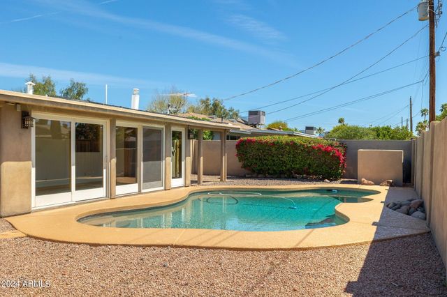 8643 E Sandalwood Drive, Scottsdale, AZ 85250