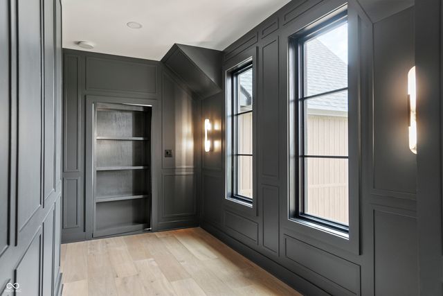 9700 Windy Hills Drive, Zionsville, IN 46077