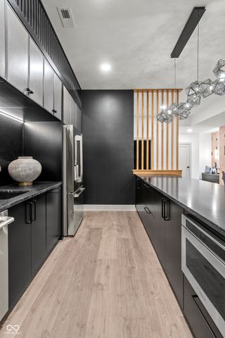 9700 Windy Hills Drive, Zionsville, IN 46077