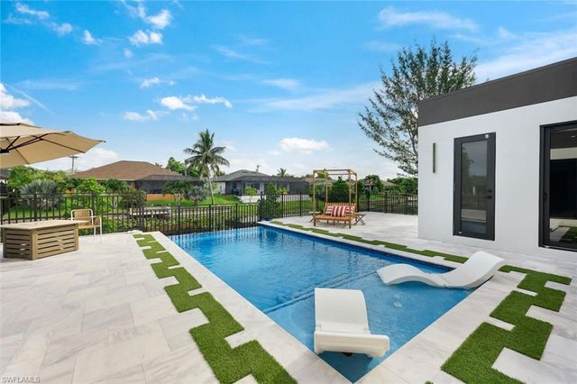 129 SE 16th ST, Cape Coral, FL 33990