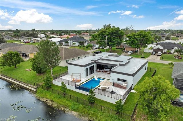 129 SE 16th ST, Cape Coral, FL 33990