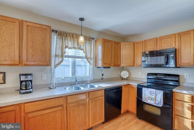 102 PEE WEE CT, Smyrna, DE 19977