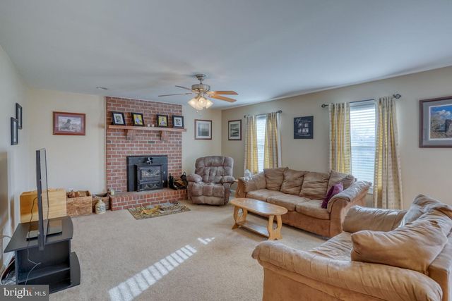 102 PEE WEE CT, Smyrna, DE 19977