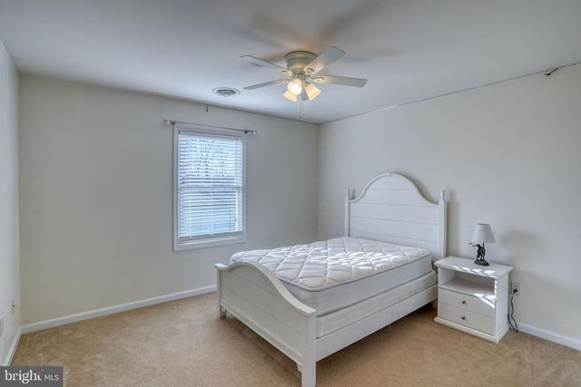 102 PEE WEE CT, Smyrna, DE 19977