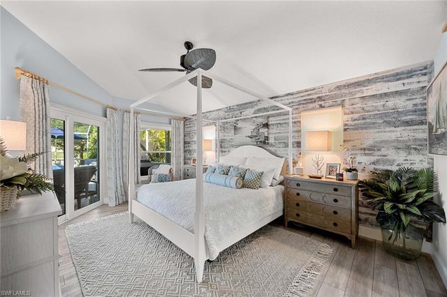 6681 Huntley LN S, Naples, FL 34104