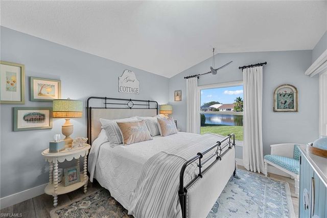 6681 Huntley LN S, Naples, FL 34104