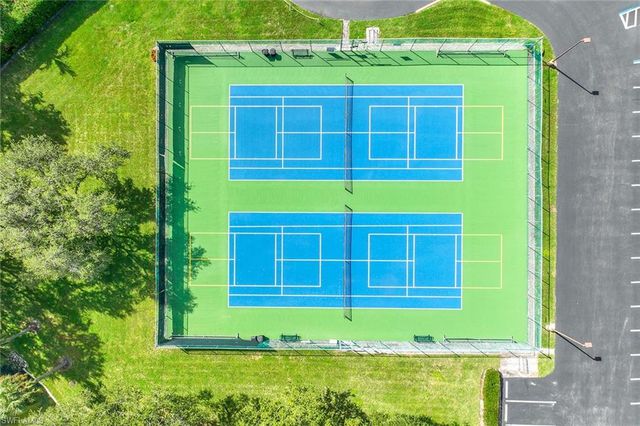 6681 Huntley LN S, Naples, FL 34104