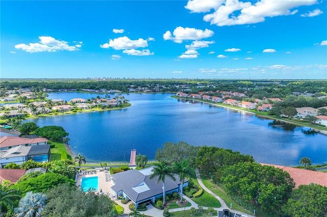 6681 Huntley LN S, Naples, FL 34104