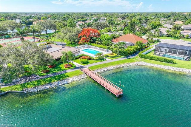 6681 Huntley LN S, Naples, FL 34104