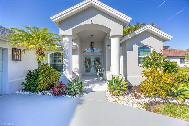 6681 Huntley LN S, Naples, FL 34104