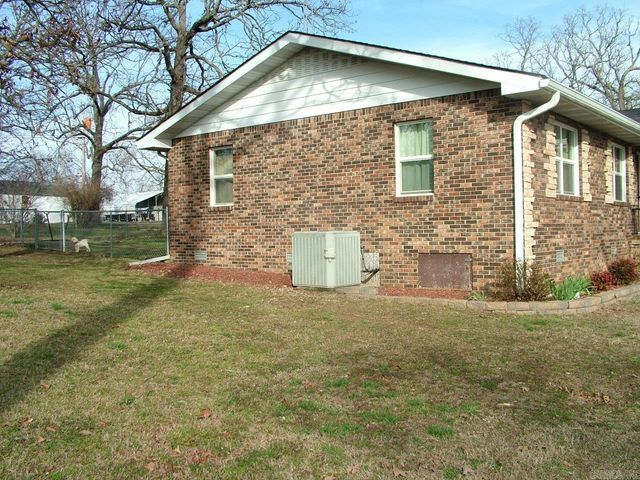 3435 West Road, Mountain Home, AR 72653
