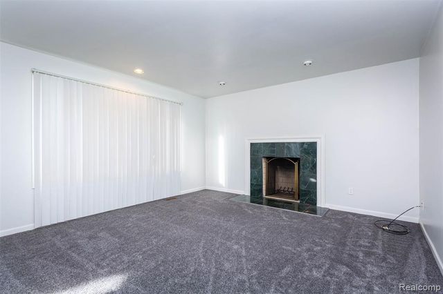 40945 Justin Drive, Sterling Heights, MI 48310