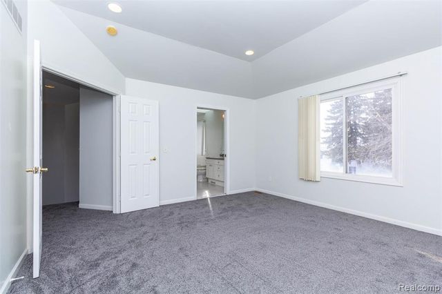 40945 Justin Drive, Sterling Heights, MI 48310