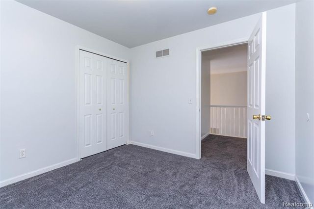 40945 Justin Drive, Sterling Heights, MI 48310