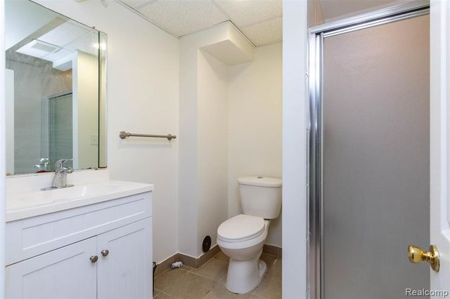 40945 Justin Drive, Sterling Heights, MI 48310