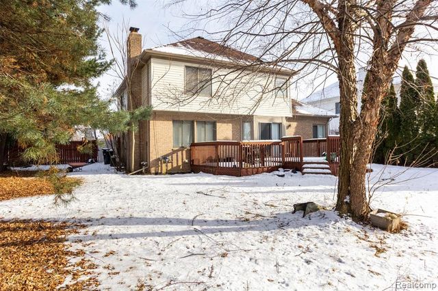 40945 Justin Drive, Sterling Heights, MI 48310