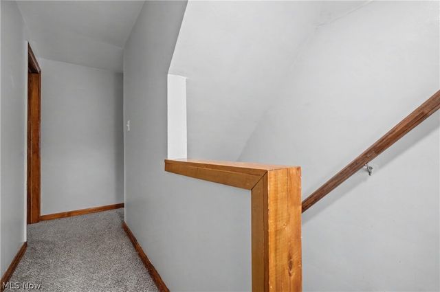 86 Southeast Avenue, Tallmadge, OH 44278