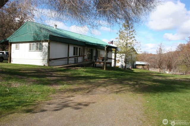 1411 Kellogg Hallow Road, Dayton, WA 99328