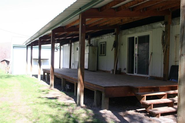 1411 Kellogg Hallow Road, Dayton, WA 99328