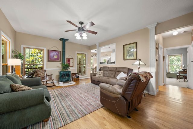 825 Durham Rd, Adams, TN 37010