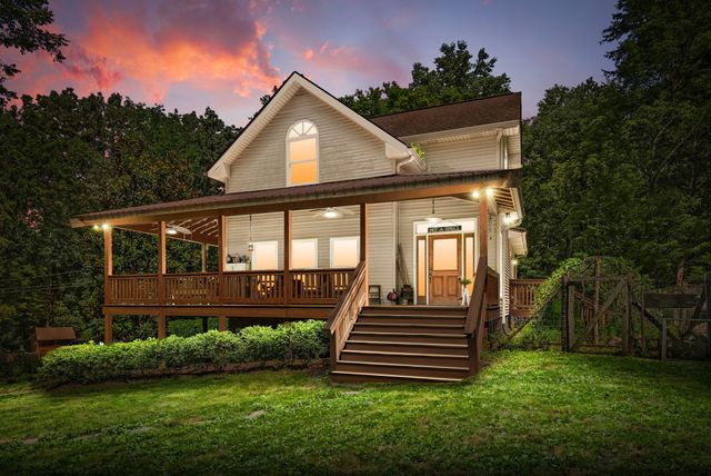 825 Durham Rd, Adams, TN 37010