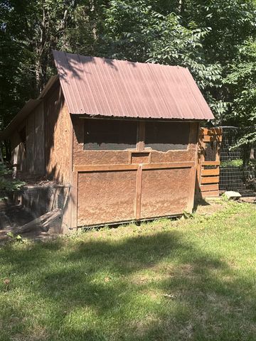 825 Durham Rd, Adams, TN 37010