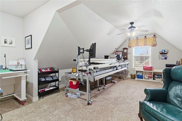 6405 44th Street, Rogers, AR 72758